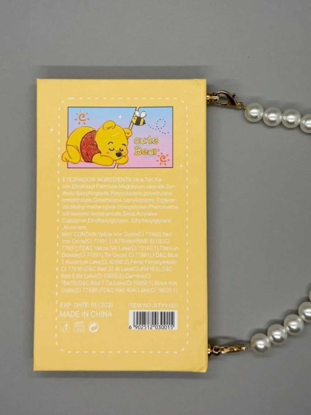 Winnie the Pooh eyeshadow palette #disney #eyeshadow #makeup #winniethepooh #poo